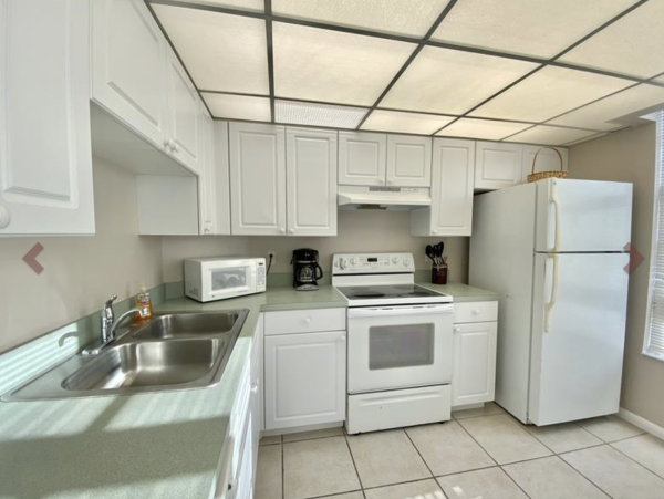 Marco Island Beachfront Condo Views Large Balcony